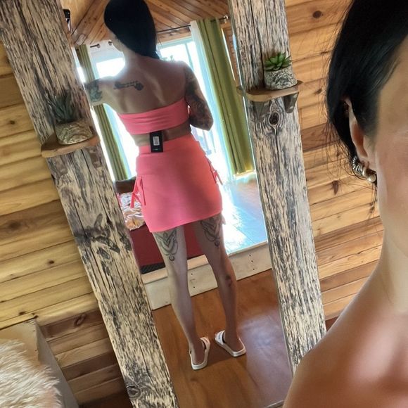 Fashion Nova set skirt and top strapless cargo - Picture 10 of 14